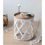 طاولة جانبية