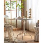 طاولة معدنية