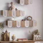 رفوف جدارية